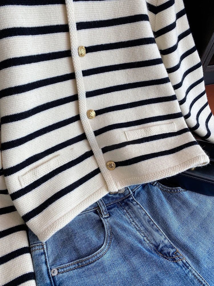 Juliane | Stilfuld Stribet Strikket Cardigan